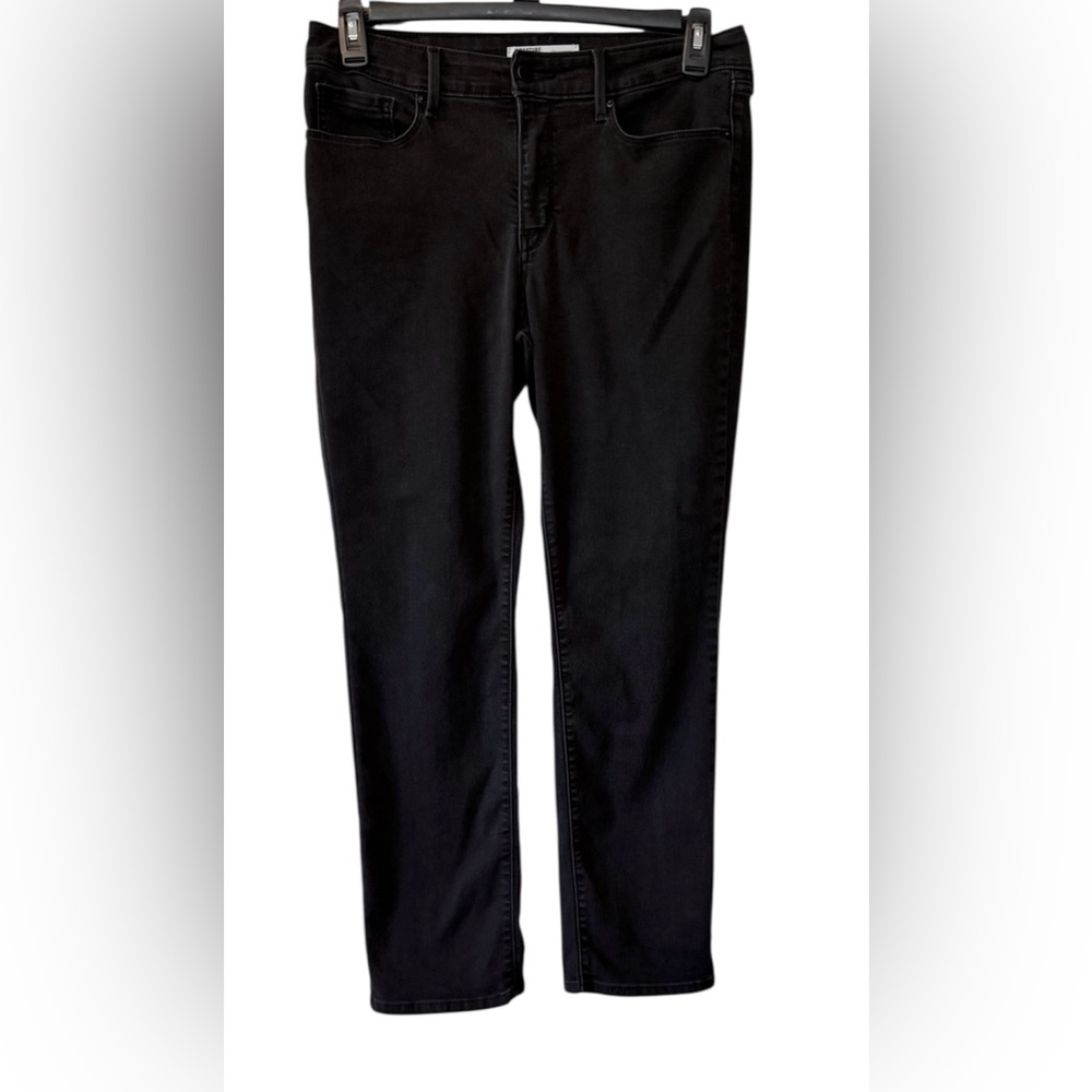 Levi’s Signature women’s 10S totally shaping black dark wash stretch denim jeans